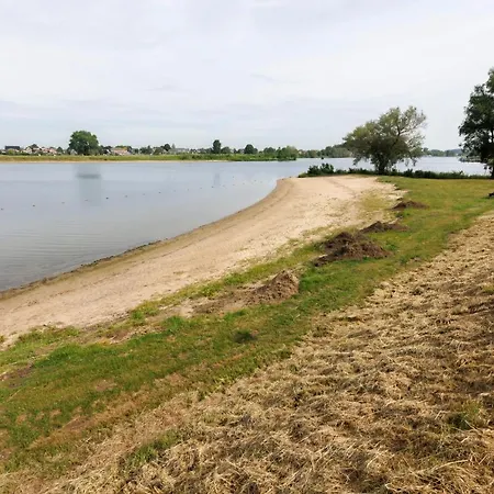 Kek Aan De Maas Сasa de vacaciones