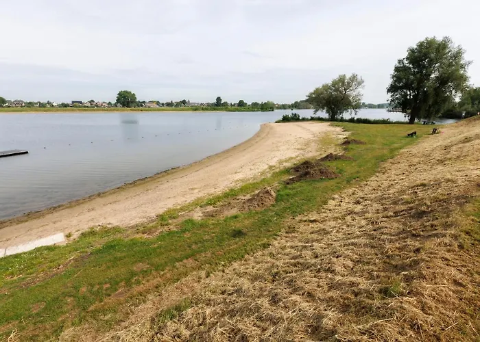 Kek Aan De Maas Сasa de vacaciones